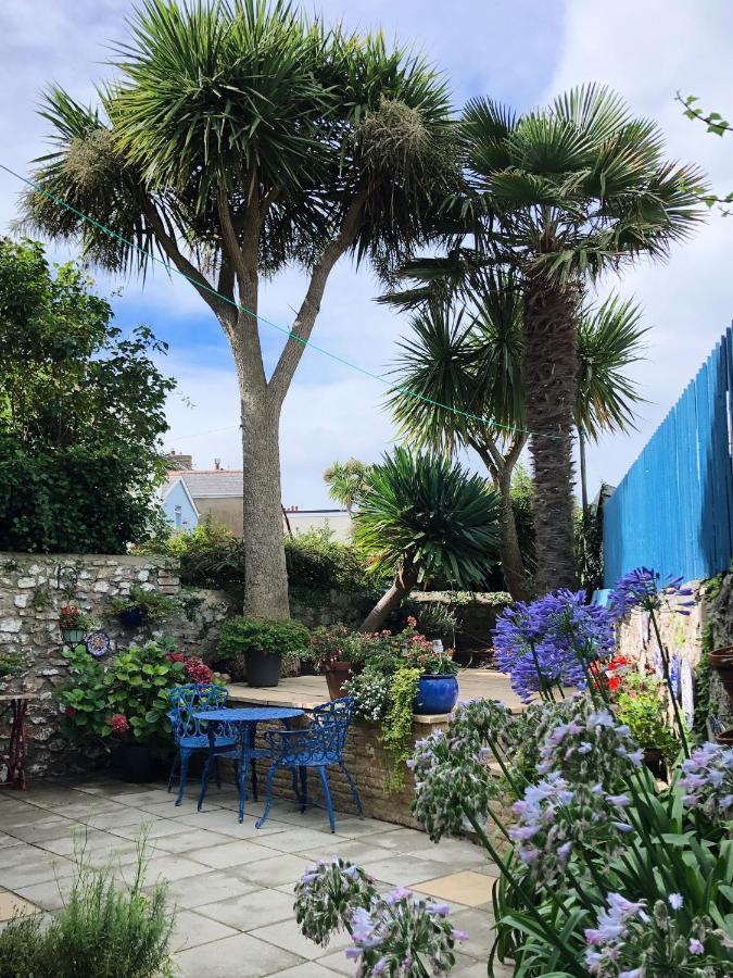 Stunning & Spacious House In Central Tenby Bagian luar foto