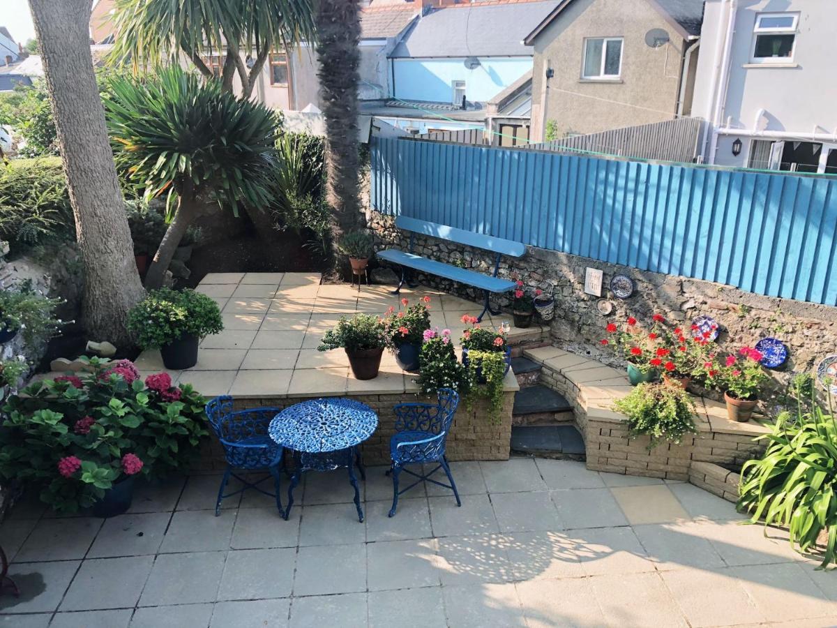 Stunning & Spacious House In Central Tenby Bagian luar foto